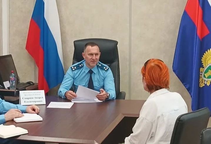 Заместитель прокурора Ярославской области Андрей Смирнов провел личный прием жителей Заволжского района г. Ярославля