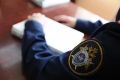 Житель Ярославской области предстанет перед судом по обвинению в угрозе убийством местной жительницы и совершении применения насилия в отношении сотрудника полиции