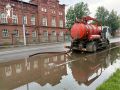 В Ярославле оперативно устраняют последствия сильного ливня