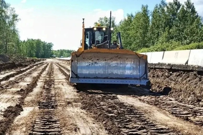 Михаил Евраев: На трассе Р132 «Золотое кольцо», связывающей Ярославль с Костромой и другими городами знаменитого маршрута, началось строительство путепровода Михаил Евраев: На трассе Р132 «Золотое кольцо», связывающей Ярославль с Костромой и другими городами знаменитого маршрута, началось строительство путепровода
