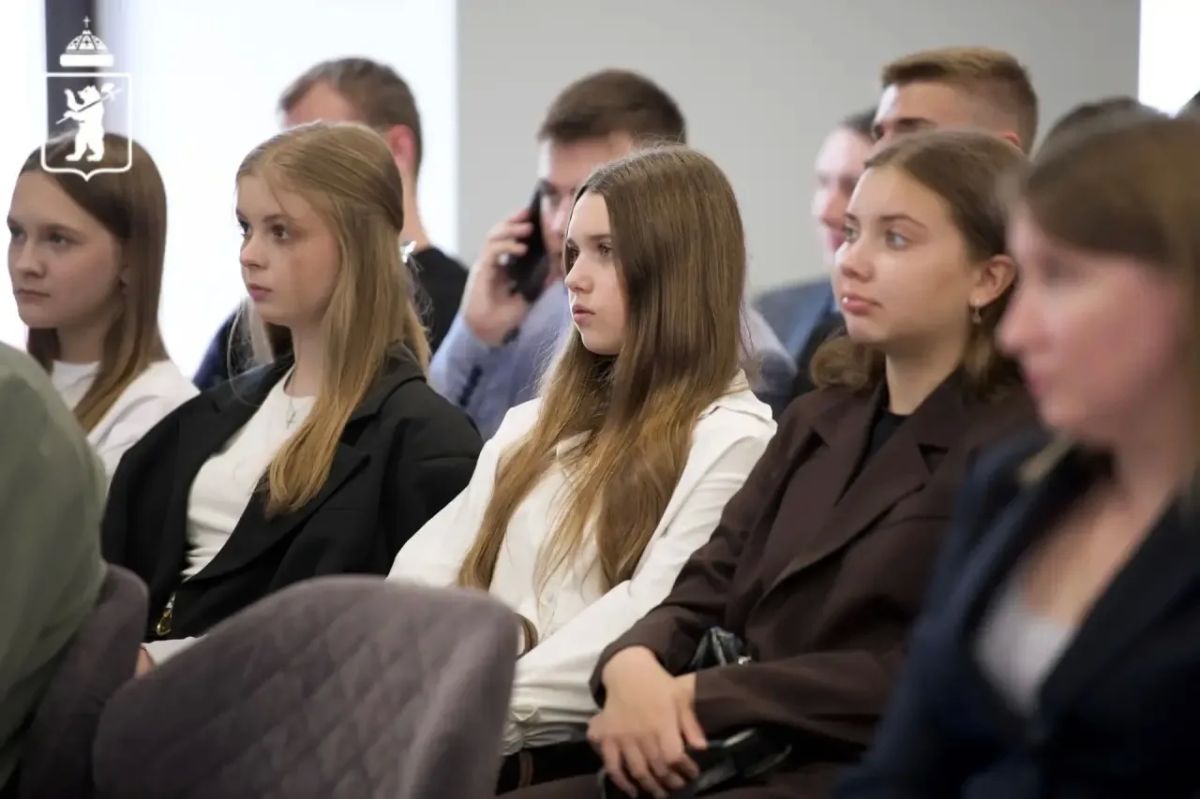 Ярославское отделение «Молодой Гвардии Единой России» отметило пятилетие Ярославское отделение «Молодой Гвардии Единой России» отметило пятилетие