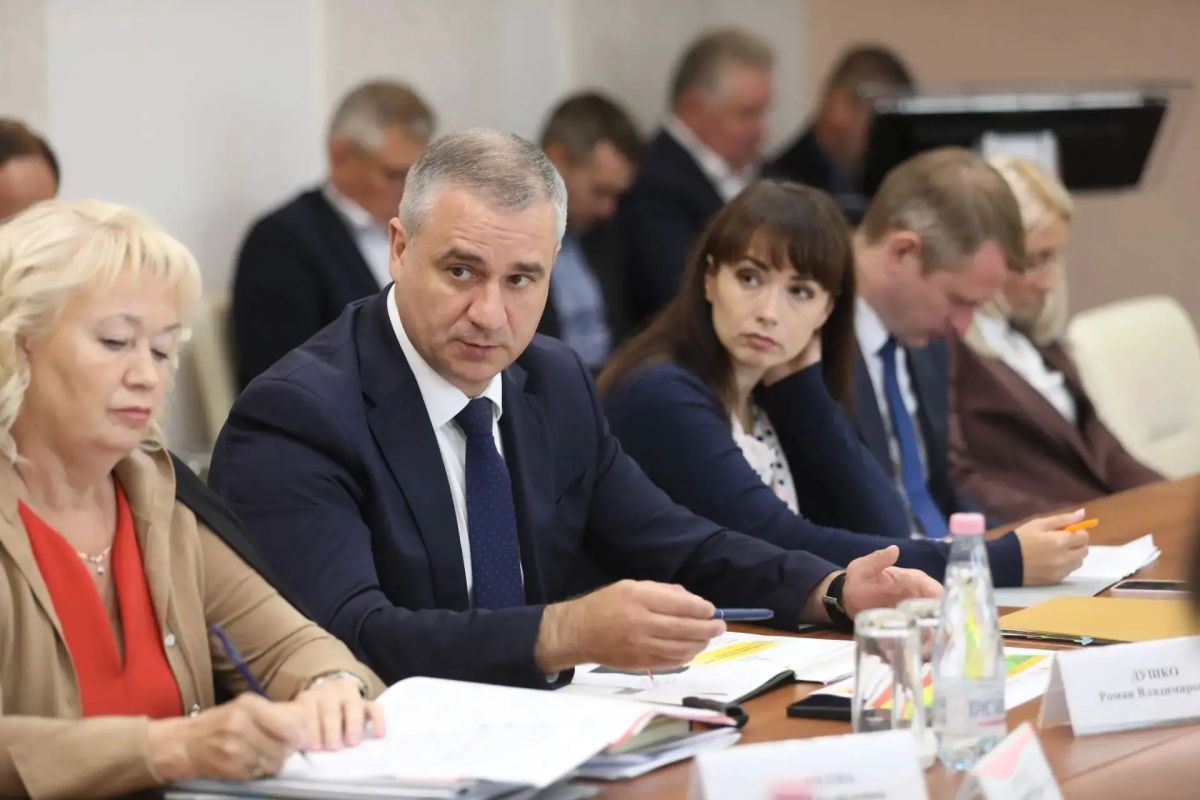 Михаил Евраев: Контролируем выполнение гарантийных обязательств на муниципальных дорогах, которые были отремонтированы в предыдущие годы Михаил Евраев: Контролируем выполнение гарантийных обязательств на муниципальных дорогах, которые были отремонтированы в предыдущие годы
