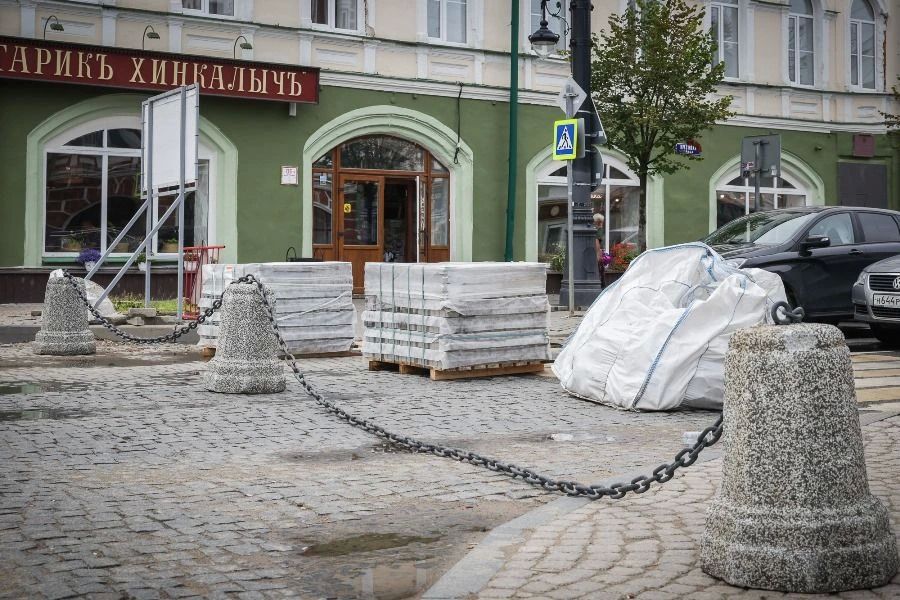 В центре Рыбинска приняты меры по ограничению движения автомобилей В центре Рыбинска приняты меры по ограничению движения автомобилей