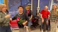30 лет в эфире. Профессиональный юбилей сегодня отмечает телеведущая, корреспондент Марина Ромакина