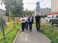 Дмитрий Рудаков проверил состояние территории микрорайона Слип