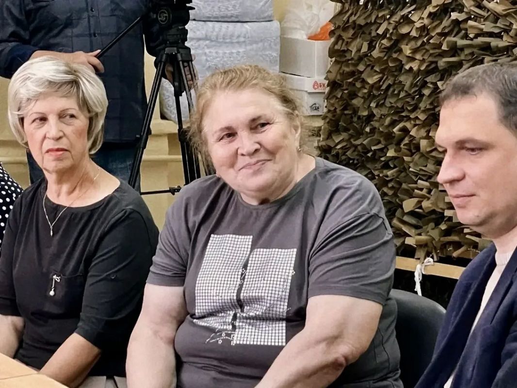 Артём Молчанов: Вместе с главой Ярославского округа Алексеем Михайловым подписали соглашение о межмуниципальном сотрудничестве — важный шаг для совместной работы над вопросами, которые волнуют жителей Артём Молчанов: Вместе с главой Ярославского округа Алексеем Михайловым подписали соглашение о межмуниципальном сотрудничестве — важный шаг для совместной работы над вопросами, которые волнуют жителей