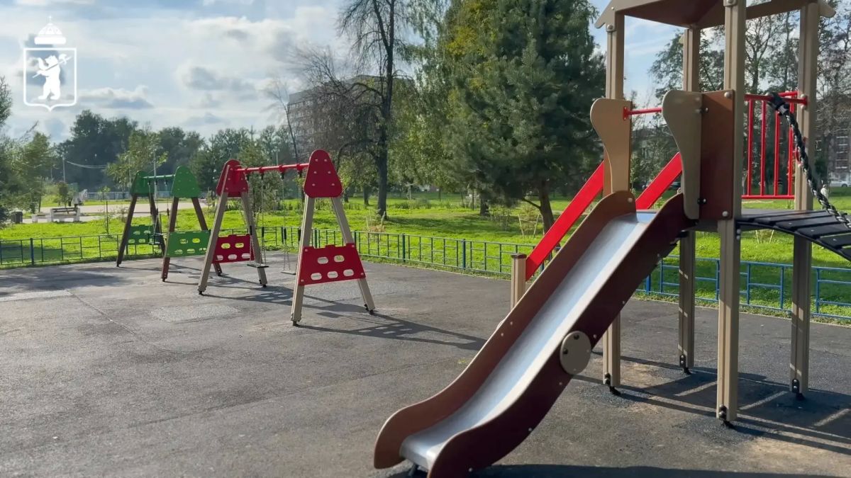 Новый детский городок появился в парке «Рабочий сад» Новый детский городок появился в парке «Рабочий сад»