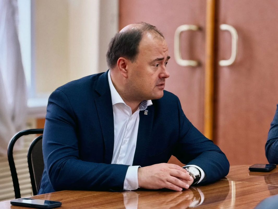 Артём Молчанов: Провели совещание по тарифам на тепловую энергию с министерством тарифного регулирования Ярославской области в администрации Переславль-Залесского МО Артём Молчанов: Провели совещание по тарифам на тепловую энергию с министерством тарифного регулирования Ярославской области в администрации Переславль-Залесского МО