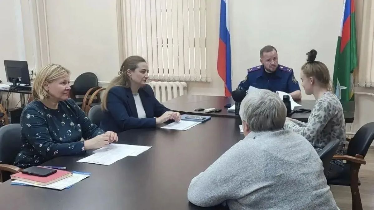Руководитель регионального следственного управления провел личный прием граждан Руководитель регионального следственного управления провел личный прием граждан