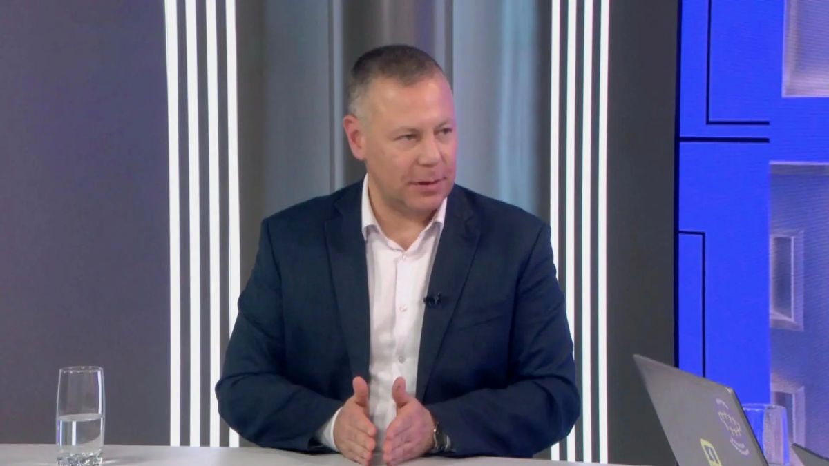 Михаил Евраев: Три часа общались с жителями Ярославской области в эфире телеканала «ЯПервый» Михаил Евраев: Три часа общались с жителями Ярославской области в эфире телеканала «ЯПервый»