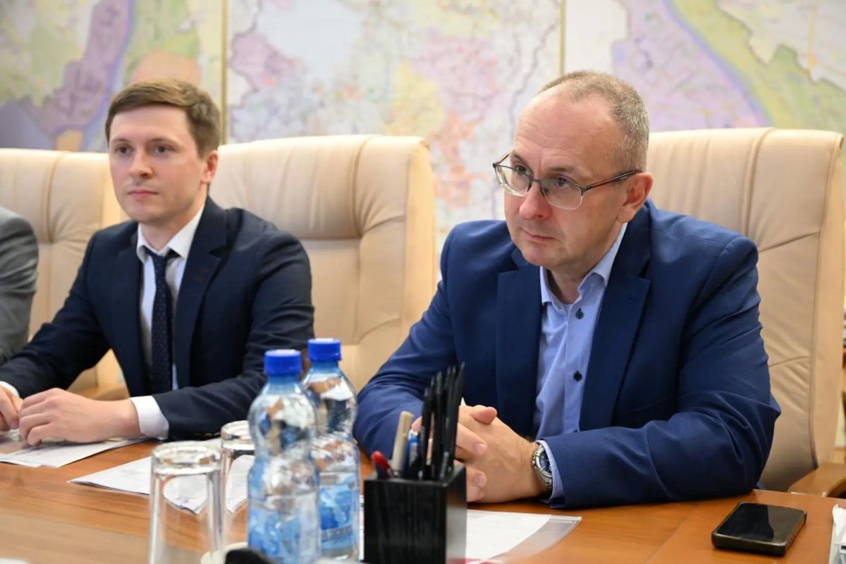 Михаил Евраев: Провел рабочую встречу с представителями авиакомпании «Nordwind Airlines» – заместителем генерального директора – коммерческим директором Антоном Эдгаровичем Маттисом и начальником отдела аналитики... Михаил Евраев: Провел рабочую встречу с представителями авиакомпании «Nordwind Airlines» – заместителем генерального директора – коммерческим директором Антоном Эдгаровичем Маттисом и начальником отдела аналитики...