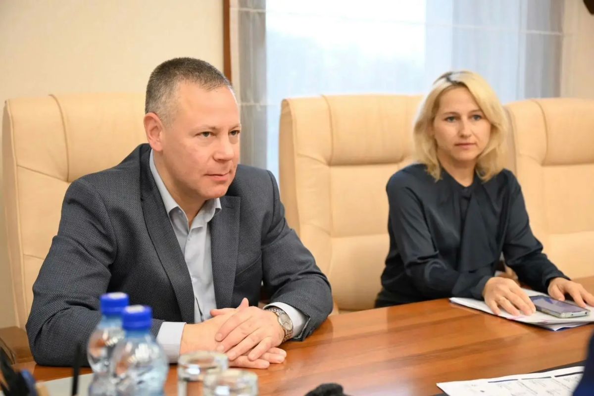 Михаил Евраев: С генеральным директором ФГУП «Федеральный экологический оператор» Максимом Сергеевичем Погодиным и федеральными коллегами обсудили ликвидацию объектов накопленного экологического вреда в Ярославской области Михаил Евраев: С генеральным директором ФГУП «Федеральный экологический оператор» Максимом Сергеевичем Погодиным и федеральными коллегами обсудили ликвидацию объектов накопленного экологического вреда в Ярославской области