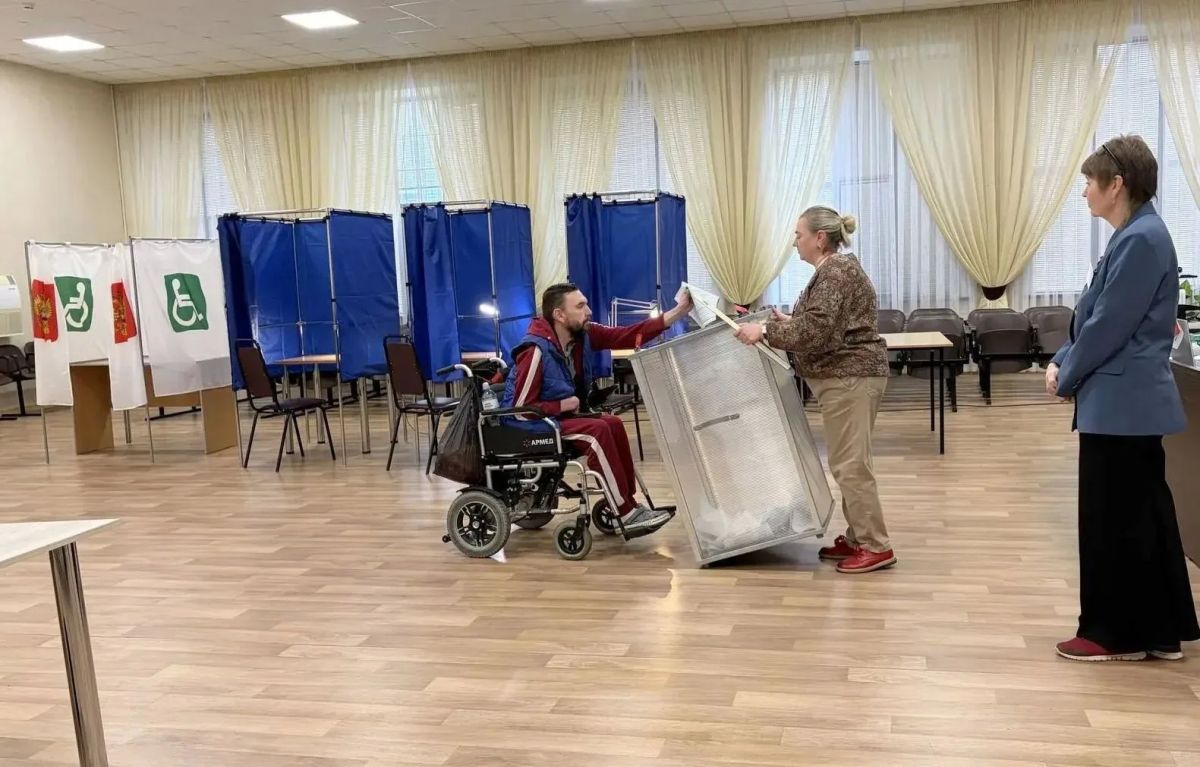 Выборы без барьеров: создаем комфортные условия для каждого избирателя Выборы без барьеров: создаем комфортные условия для каждого избирателя