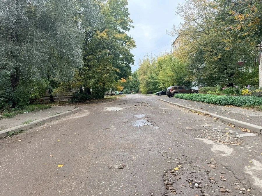 Дмитрий Рудаков проверил состояние городской территории в районе улицы Солнечной Дмитрий Рудаков проверил состояние городской территории в районе улицы Солнечной