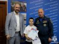 Вручение благодарственных писем и ценных подарков за победителям конкурса рисунков «Сила России в единстве и спасении»