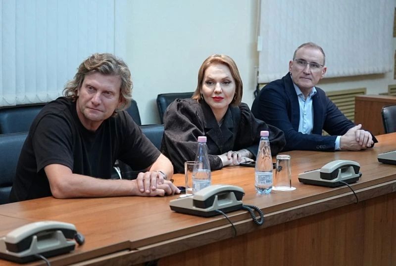Ярославские полицейские и общественники обсудили новые формы взаимодействия и подвели итоги мероприятий для детей и молодежи Ярославские полицейские и общественники обсудили новые формы взаимодействия и подвели итоги мероприятий для детей и молодежи