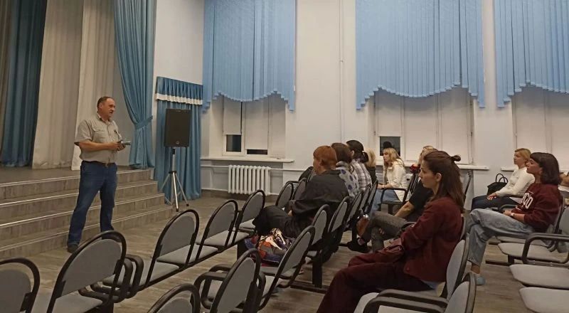 Правоохранители организовали ряд профилактических встреч антинаркотической тематики Правоохранители организовали ряд профилактических встреч антинаркотической тематики