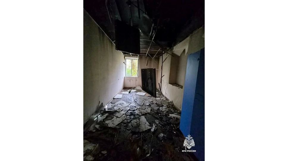 В Ярославле 5 октября загорелось неэксплуатируемое здание на улице Спортивной