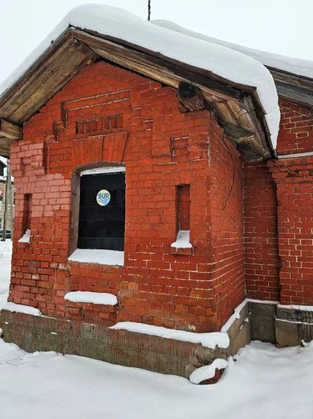 К концу XIX века старые методы обеспечения городов водой перестали справляться с нагрузкой: стремительная урбанизация, рост фабричного производства и необходимость новых ресурсов, необходимость противодействия эпидемиям... К концу XIX века старые методы обеспечения городов водой перестали справляться с нагрузкой: стремительная урбанизация, рост фабричного производства и необходимость новых ресурсов, необходимость противодействия эпидемиям...