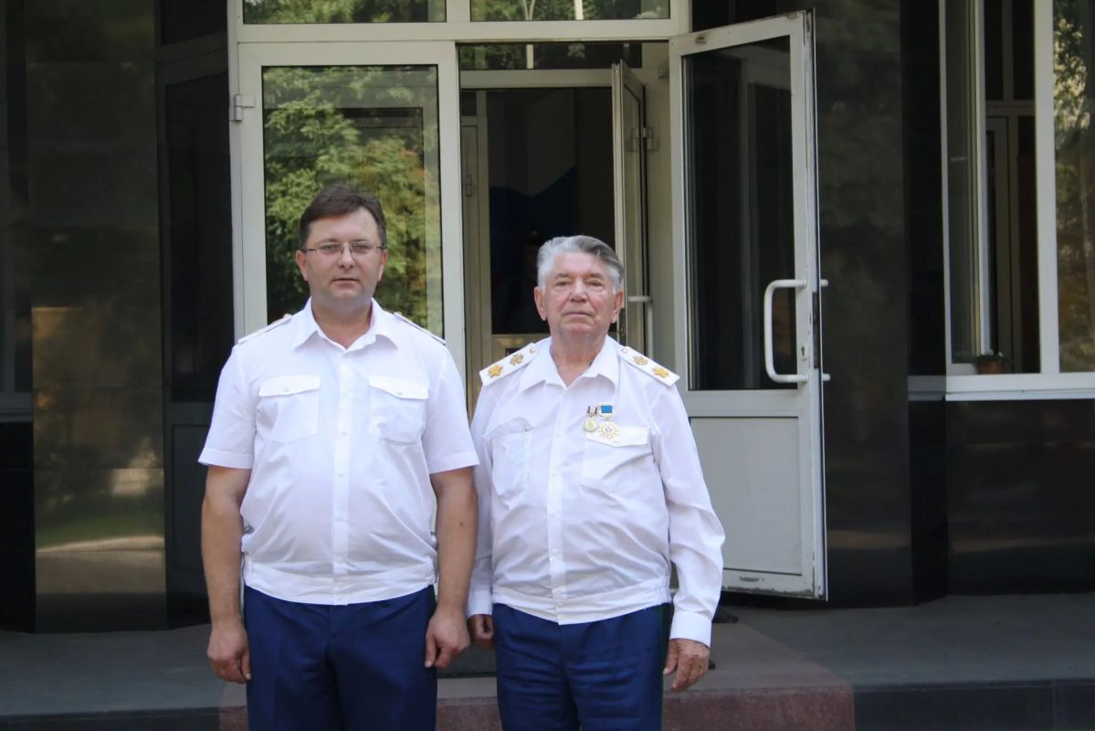 Первый заместитель прокурора Ярославской области Алексей Путилов принял участие в круглом столе на тему «Общенациональный правовой журнал «Человек и закон» — наследие А.Я. Сухарева» Первый заместитель прокурора Ярославской области Алексей Путилов принял участие в круглом столе на тему «Общенациональный правовой журнал «Человек и закон» — наследие А.Я. Сухарева»