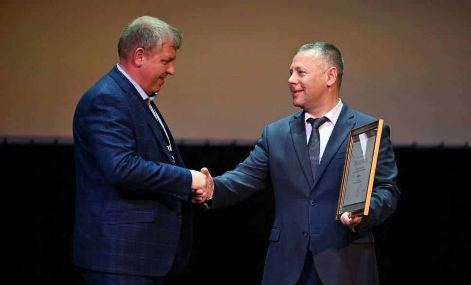 Михаил Евраев: Посетил Неделю промышленности в КЗЦ «Миллениум» Михаил Евраев: Посетил Неделю промышленности в КЗЦ «Миллениум»