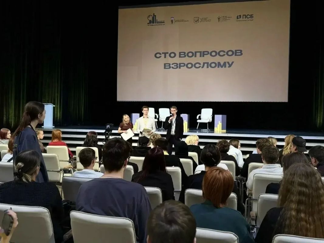Дмитрий Рудаков: Наши предприятия — гордость региона Дмитрий Рудаков: Наши предприятия — гордость региона