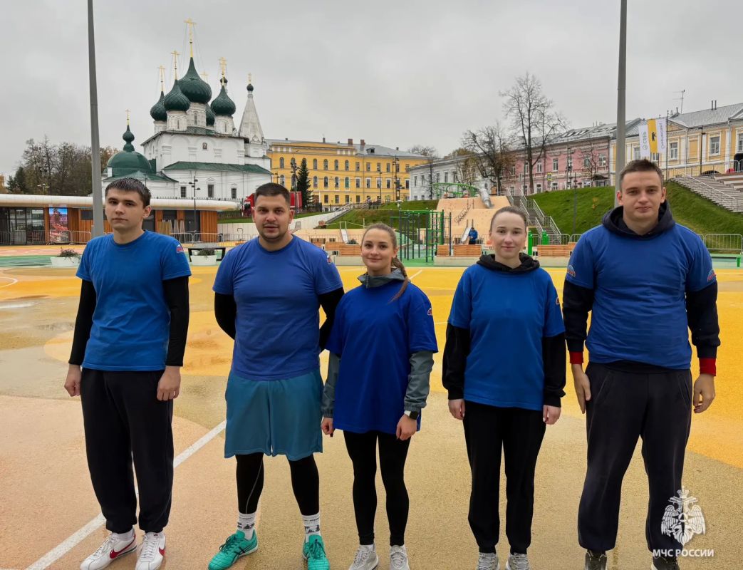 В Ярославле прошли соревнования по ярославской лапте среди федеральных органов исполнительной власти В Ярославле прошли соревнования по ярославской лапте среди федеральных органов исполнительной власти