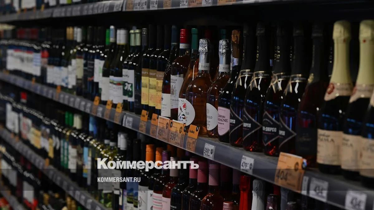 Мэрия Ярославля рекомендовала ограничить продажу алкоголя 13 октября с 14:00 до 19:00 в магазинах рядом со стадионом «Шинник»