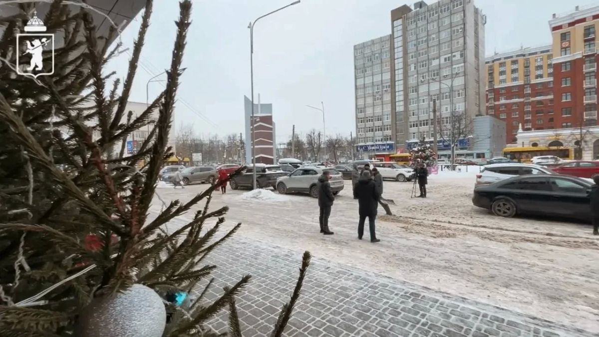 Как зимой в Ярославле будут контролировать уборку территорий торговых предприятий Как зимой в Ярославле будут контролировать уборку территорий торговых предприятий