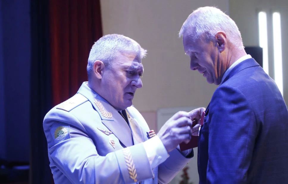 Михаил Евраев: Сегодня в Ярославле отметили 75-летие Ярославского высшего военного училища противовоздушной обороны имени Маршала Советского Союза Л.А. Говорова Михаил Евраев: Сегодня в Ярославле отметили 75-летие Ярославского высшего военного училища противовоздушной обороны имени Маршала Советского Союза Л.А. Говорова