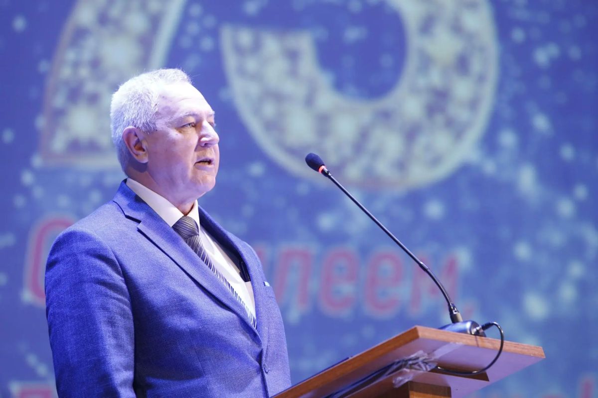 Михаил Евраев: Сегодня в Ярославле отметили 75-летие Ярославского высшего военного училища противовоздушной обороны имени Маршала Советского Союза Л.А. Говорова Михаил Евраев: Сегодня в Ярославле отметили 75-летие Ярославского высшего военного училища противовоздушной обороны имени Маршала Советского Союза Л.А. Говорова