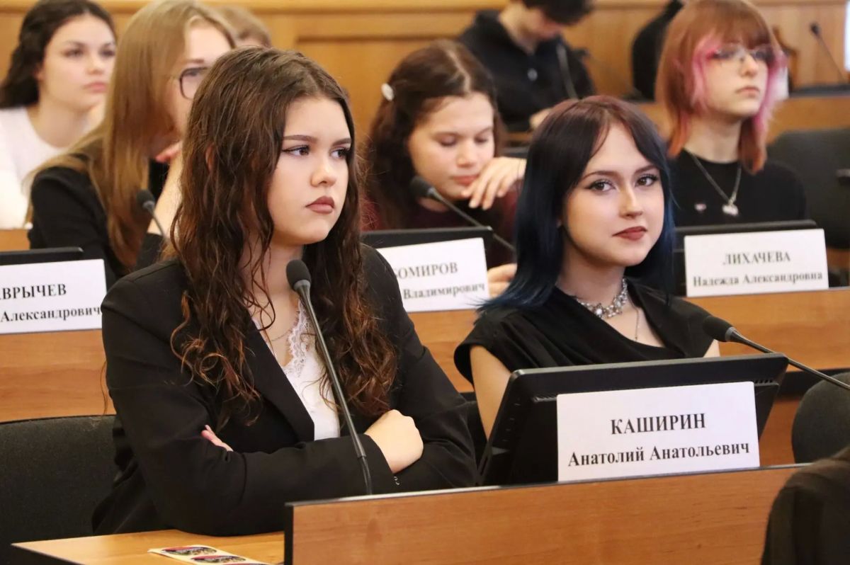 Участниками осеннего цикла Уроков местного самоуправления станут сотни молодых и будущих избирателей Ярославля Участниками осеннего цикла Уроков местного самоуправления станут сотни молодых и будущих избирателей Ярославля