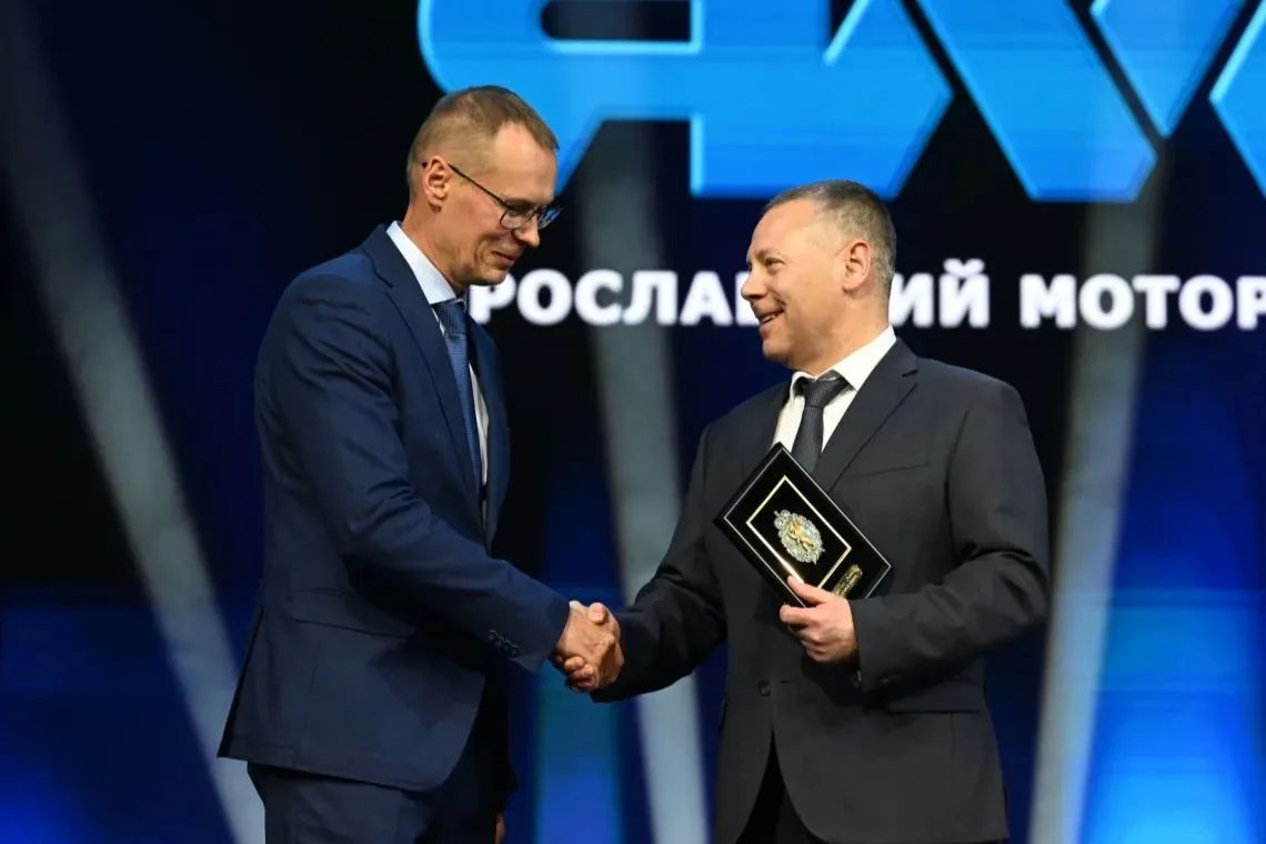 Михаил Евраев: Поздравил руководство, сотрудников и ветеранов ПАО «Автодизель» со 110-летием предприятия