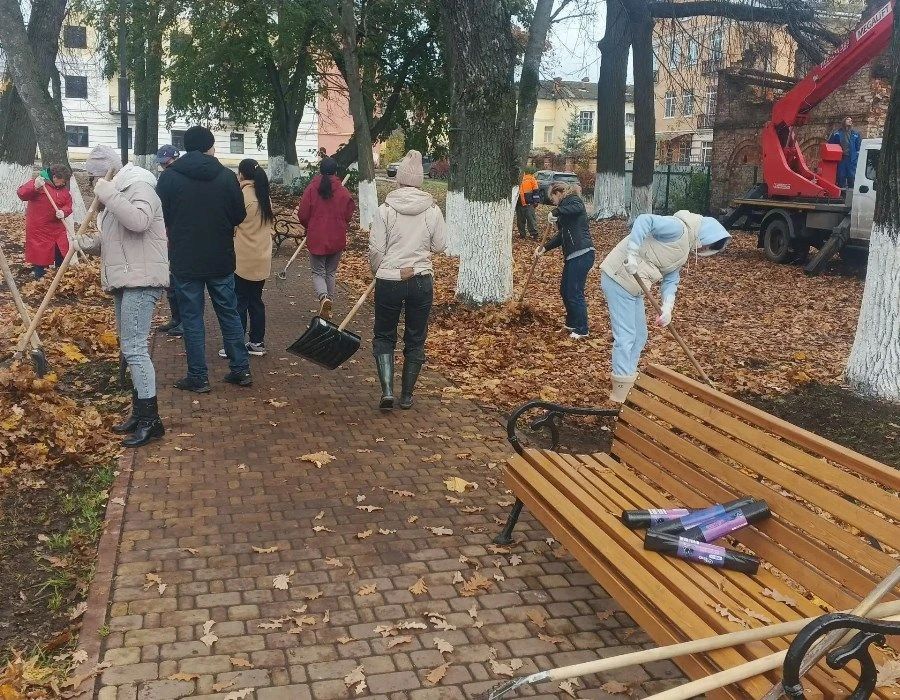 В Рыбинске готовят к зиме зеленые территории В Рыбинске готовят к зиме зеленые территории