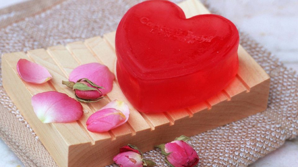 Такие мыльницы не берите даже за копейки: станут рассадником грязи и бактерий