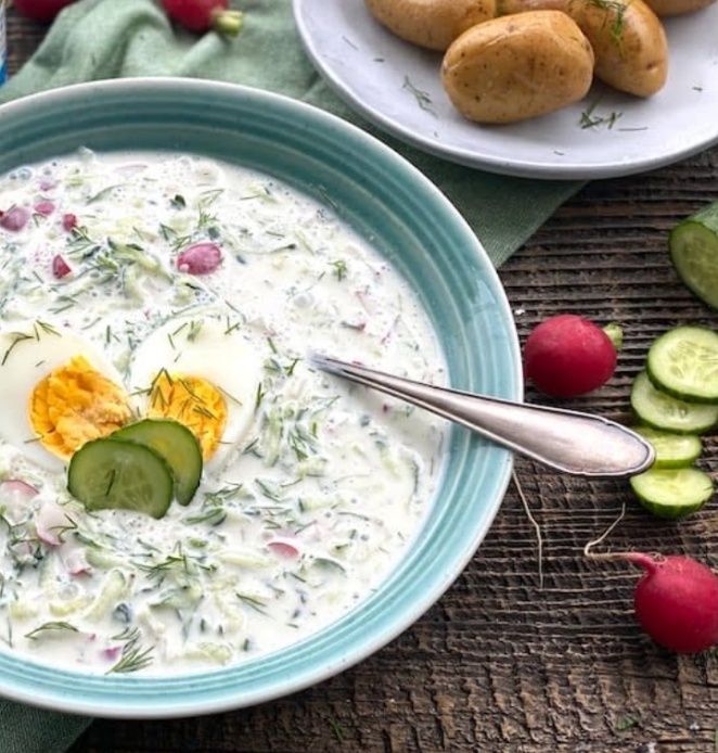 Таратор: Болгарский холодный суп, который освежит ваше лето