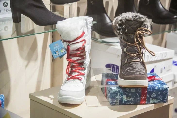 Как избавиться от неприятного запаха в обуви: три самых действенных метода