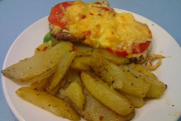 Мясо по-французски: классика с неожиданным акцентом